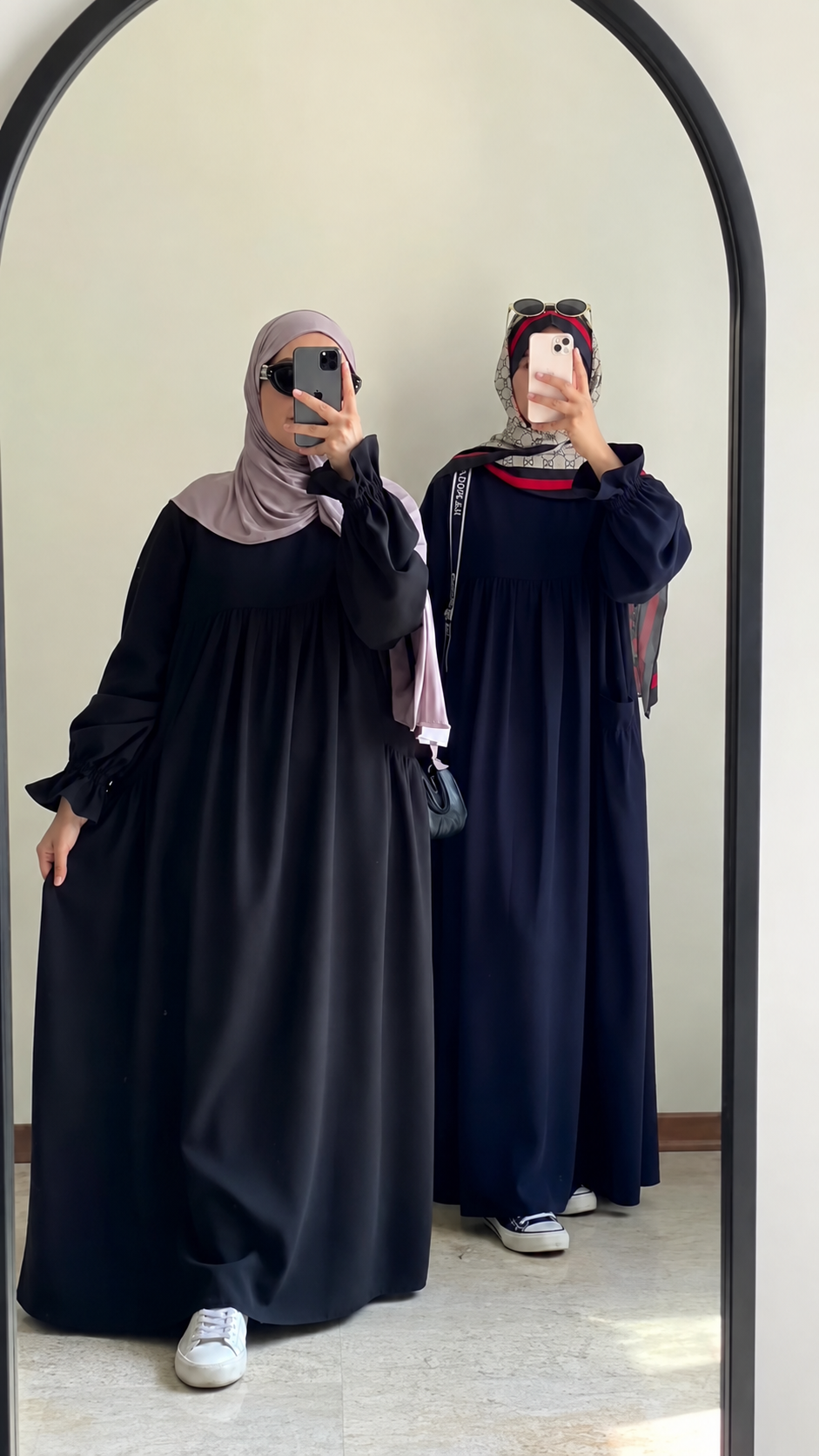 فستان لونا باللون الأسود والكحلي