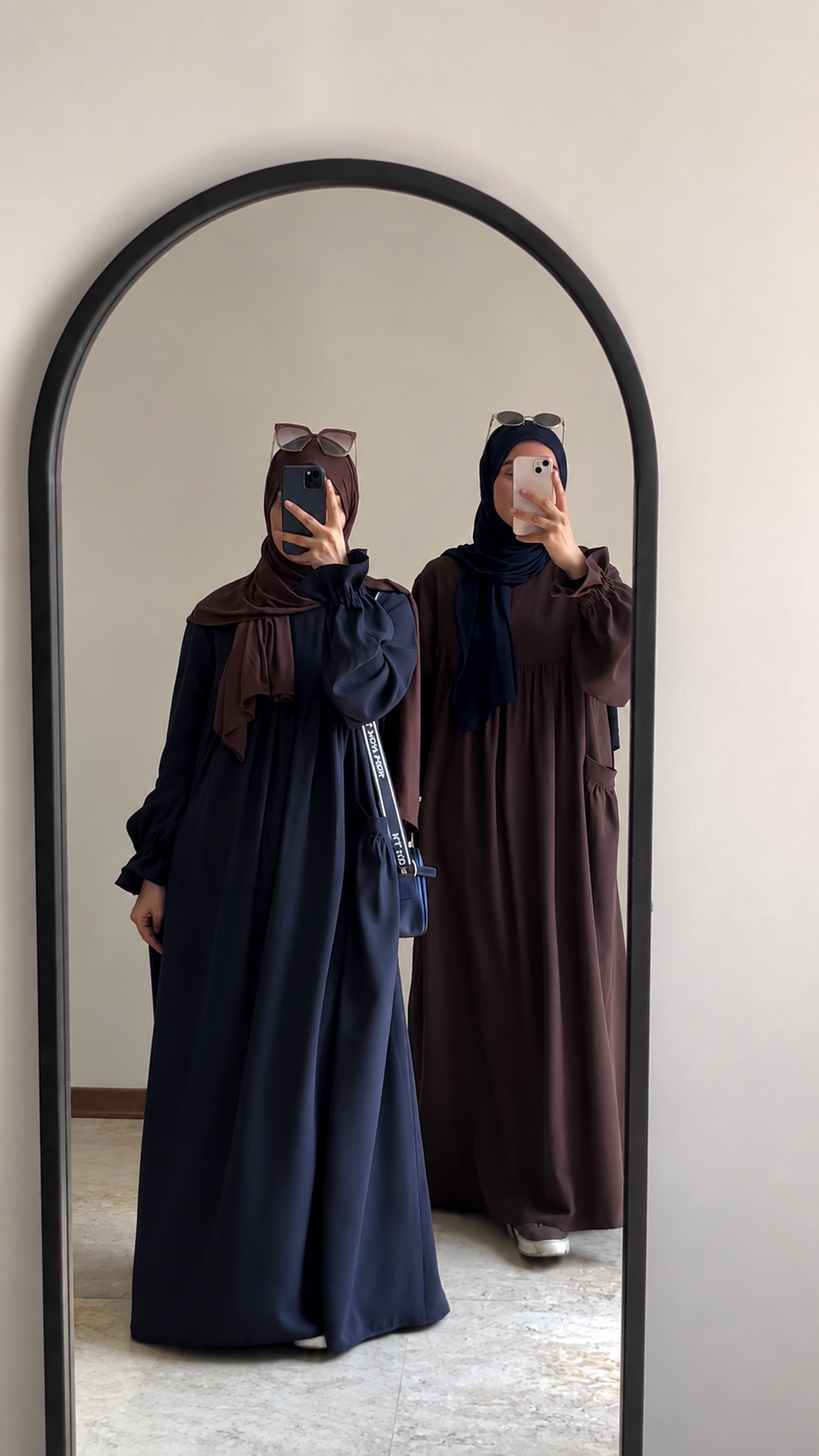 فستان لونا باللون الكحلي والشوكولاطي