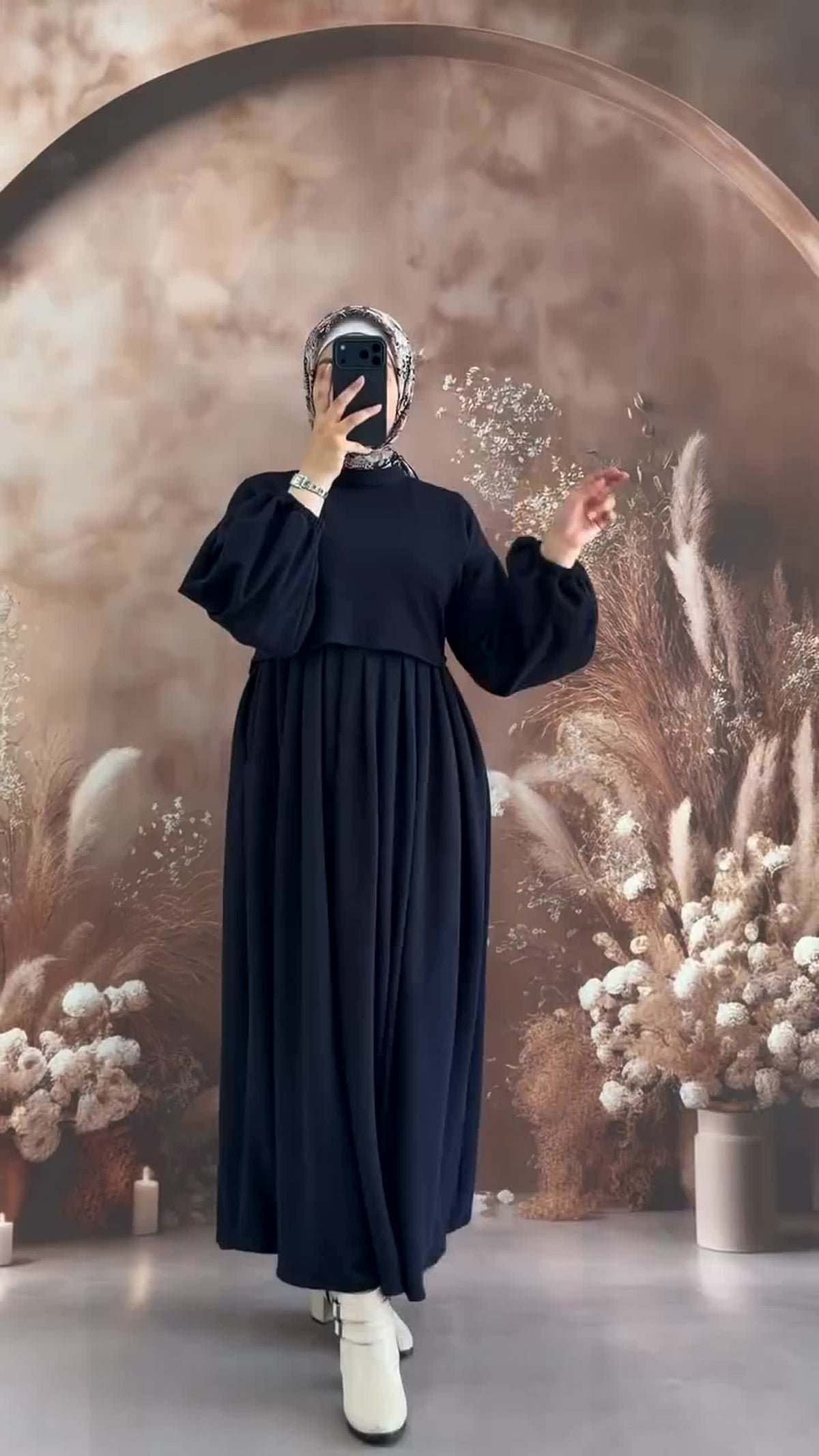 فستان ميرال بليسيه بالأزرق البحري - صورة كاملة
